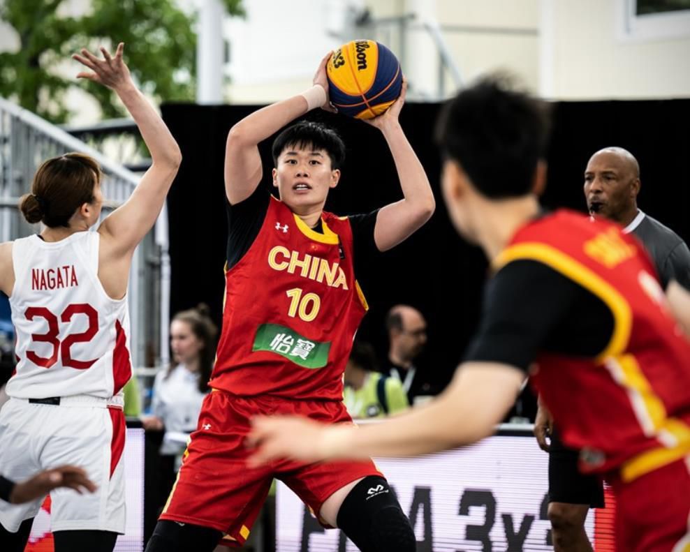 去年5月，拉特克利夫在最后时刻报价42.5亿英镑收购切尔西，不过最终伯利和清湖资本完成了对切尔西的收购，这位71岁的商人随后转而收购曼联。